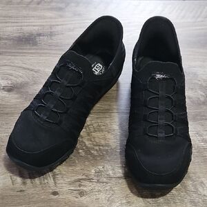 Skechers Women's Black Slip-On Sneakers